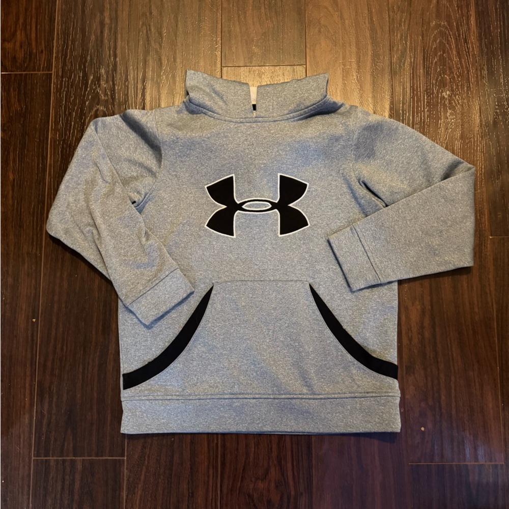 Under Armour Heather Gray Pullover with Black Accents